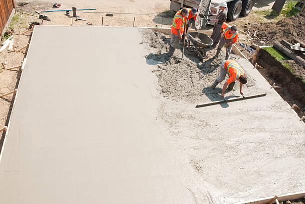 Best Concrete Pool Decks in Novato, CA
